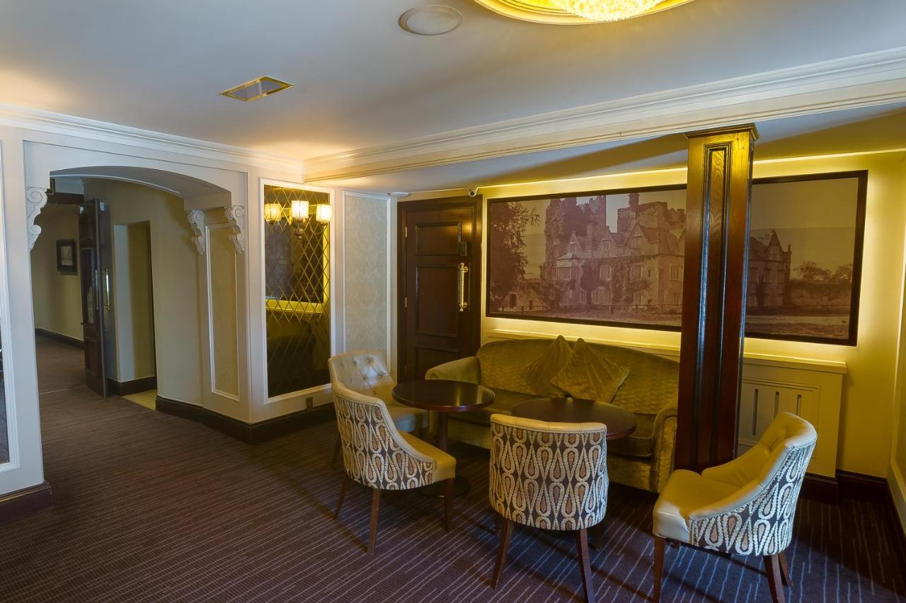 The Carraig Hotel Carrick-on-Suir Eksteriør billede