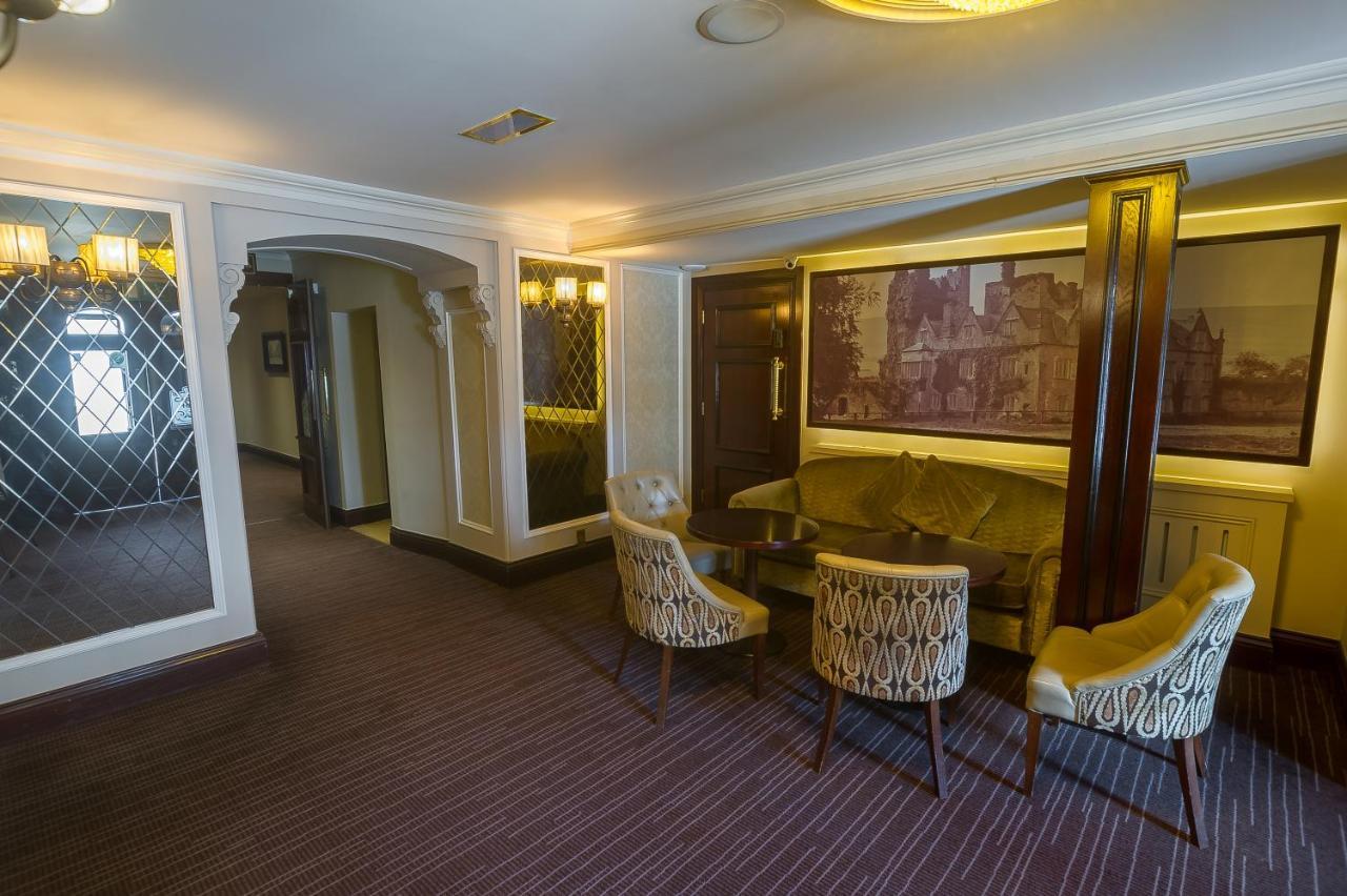 The Carraig Hotel Carrick-on-Suir Eksteriør billede